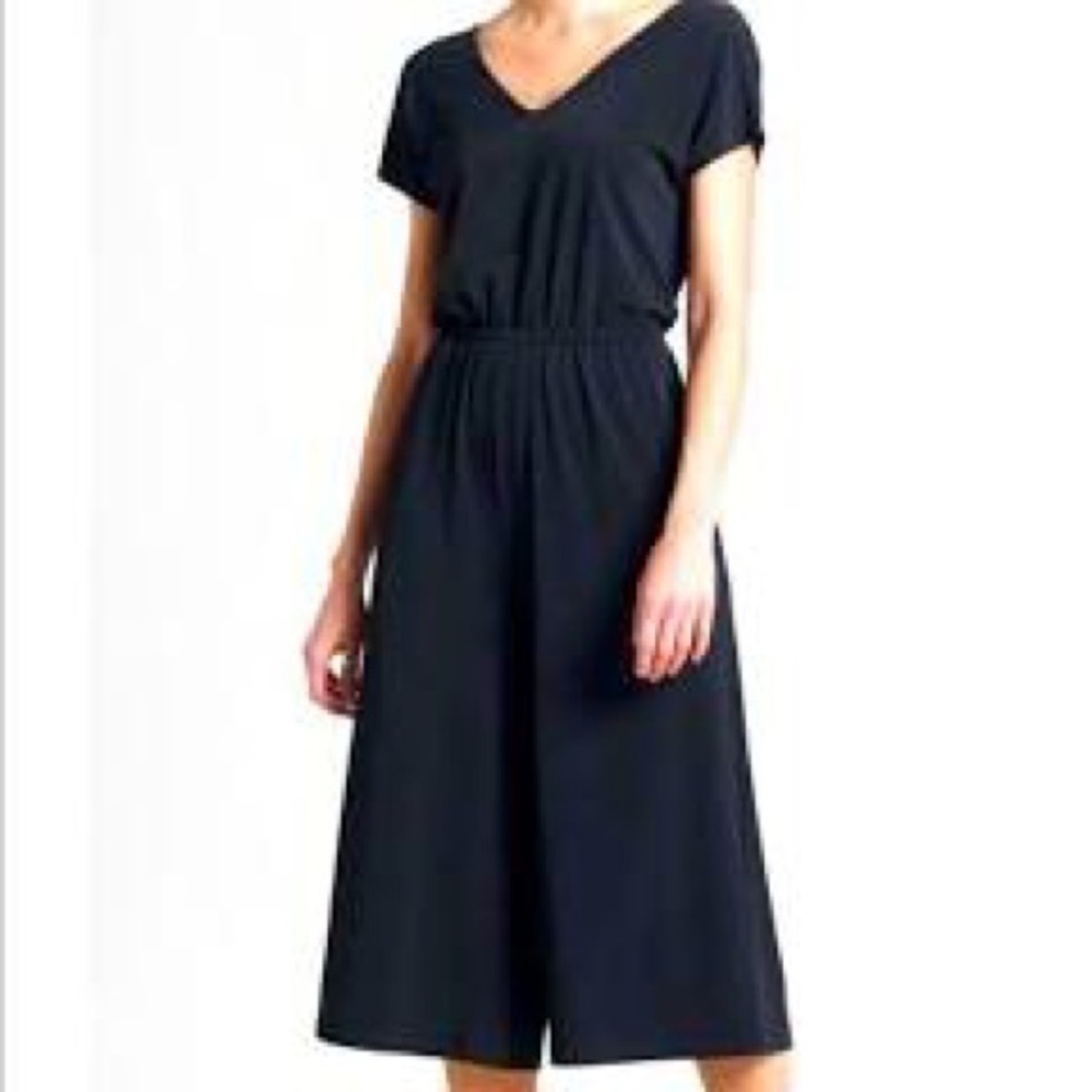 Clara Sun Woo Black Slinky Full Leg Cropped Jumper L Cap Sleeve V Neck Dressy